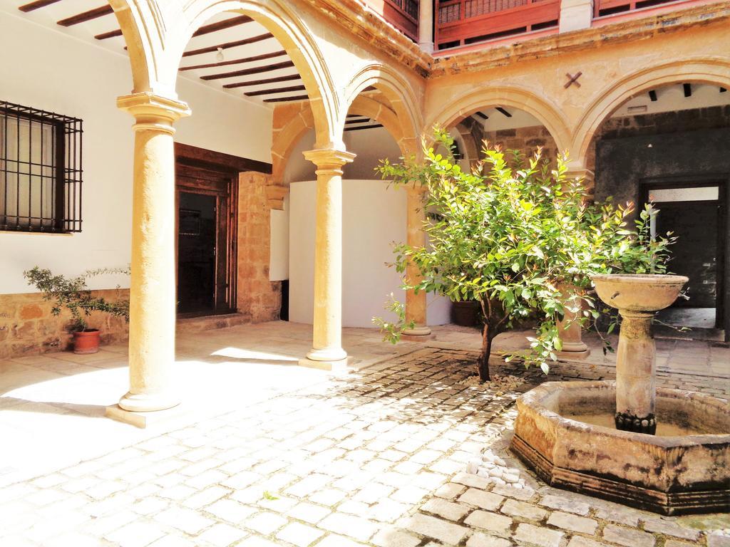 Luz Del Renacimiento Ubeda Lägenhet Exteriör bild